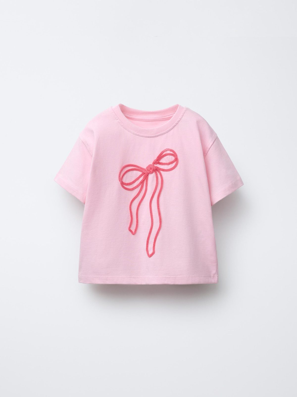 T-shirt with Bow